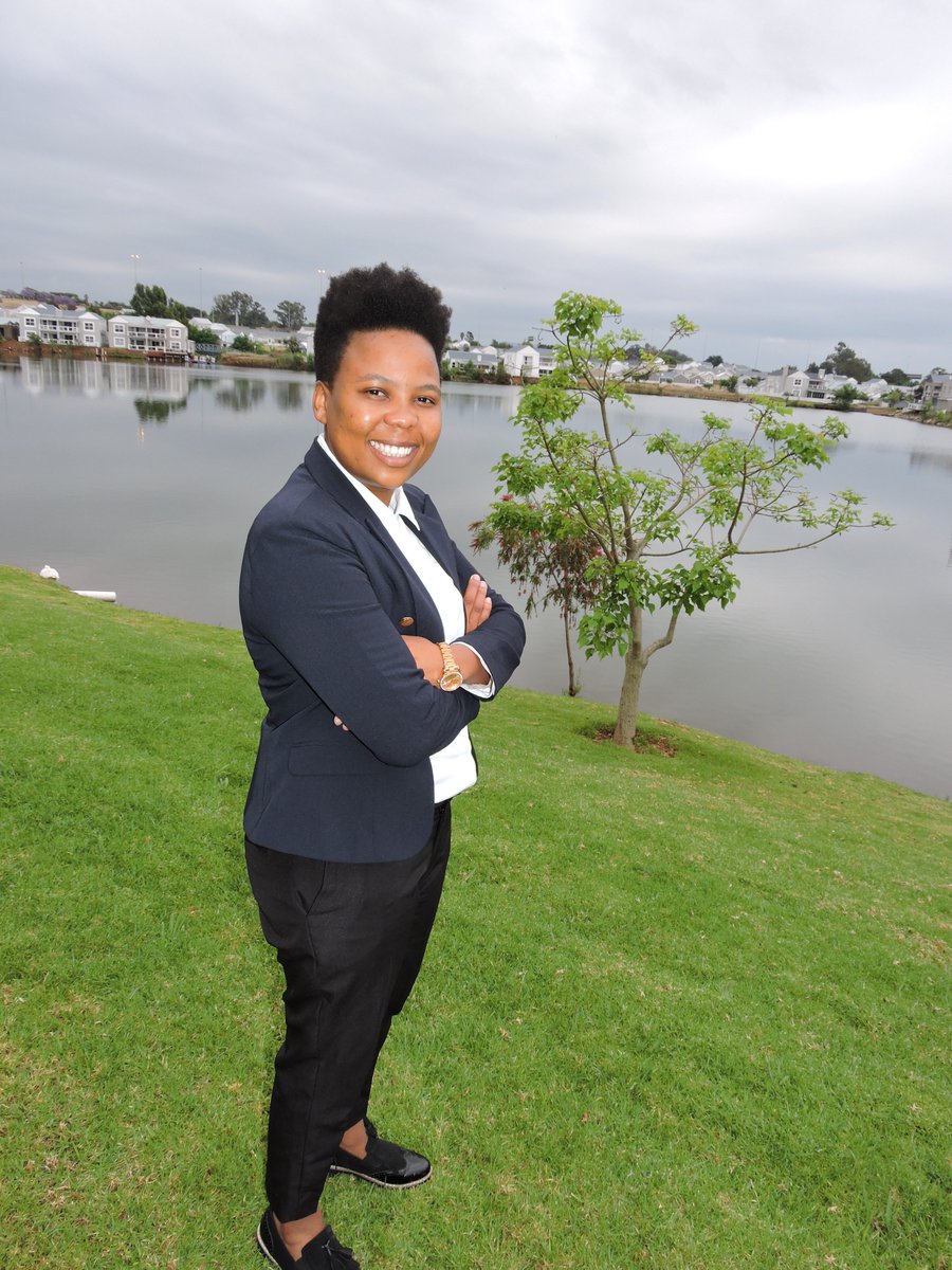 #Excellence]
SU PhD student has been named as one of the world's top 30 young rising leaders in the literacy field. Nangamso Mtsatse from New Brighton in Port Elizabeth, has been selected as one of the 30 literacy global leaders.
Read more here: bit.ly/2U7QNGB