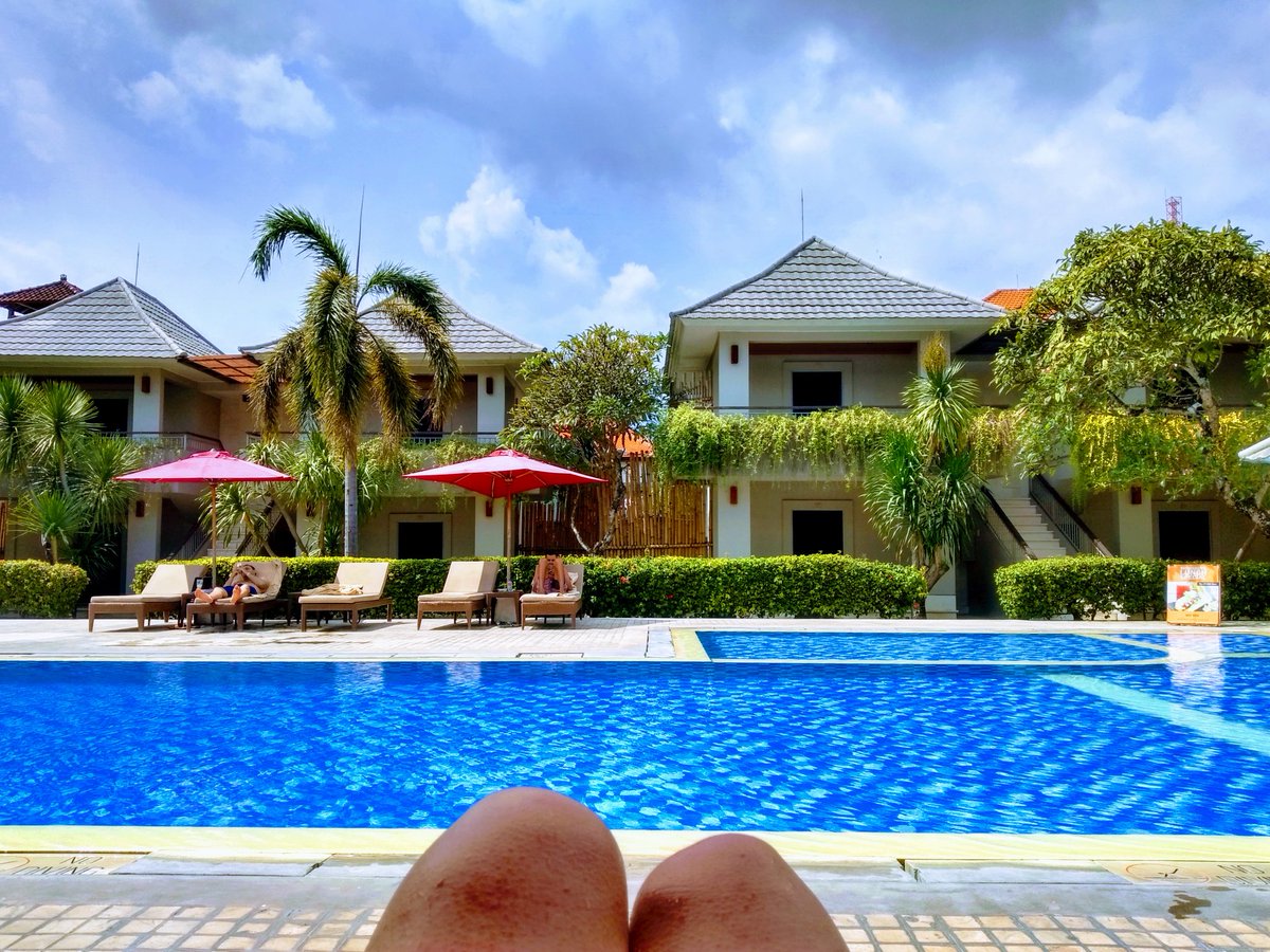 KellyDunning's tweet image. Bali is pretty alright so far. 🌴☀️❤️😎