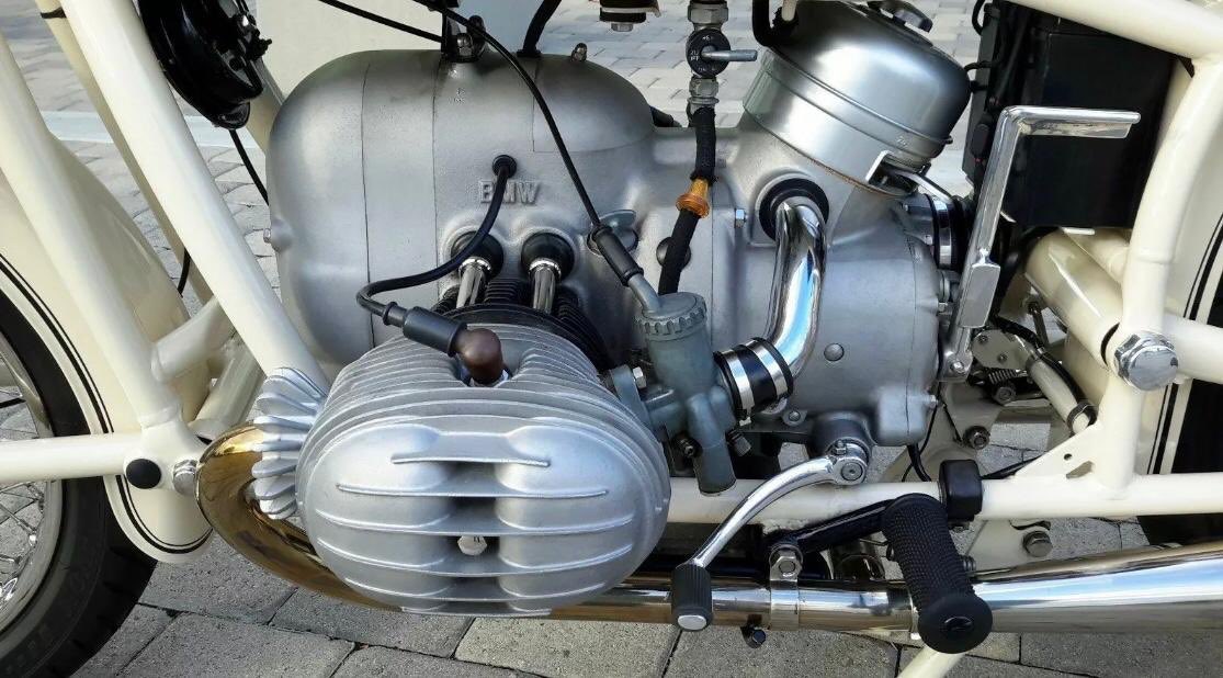 MotorbikeFactor's tweet image. It’s on its way  has to be one of the coolest BMW you will see. call For details #bmw 01943 607111 #Motorbikefactory