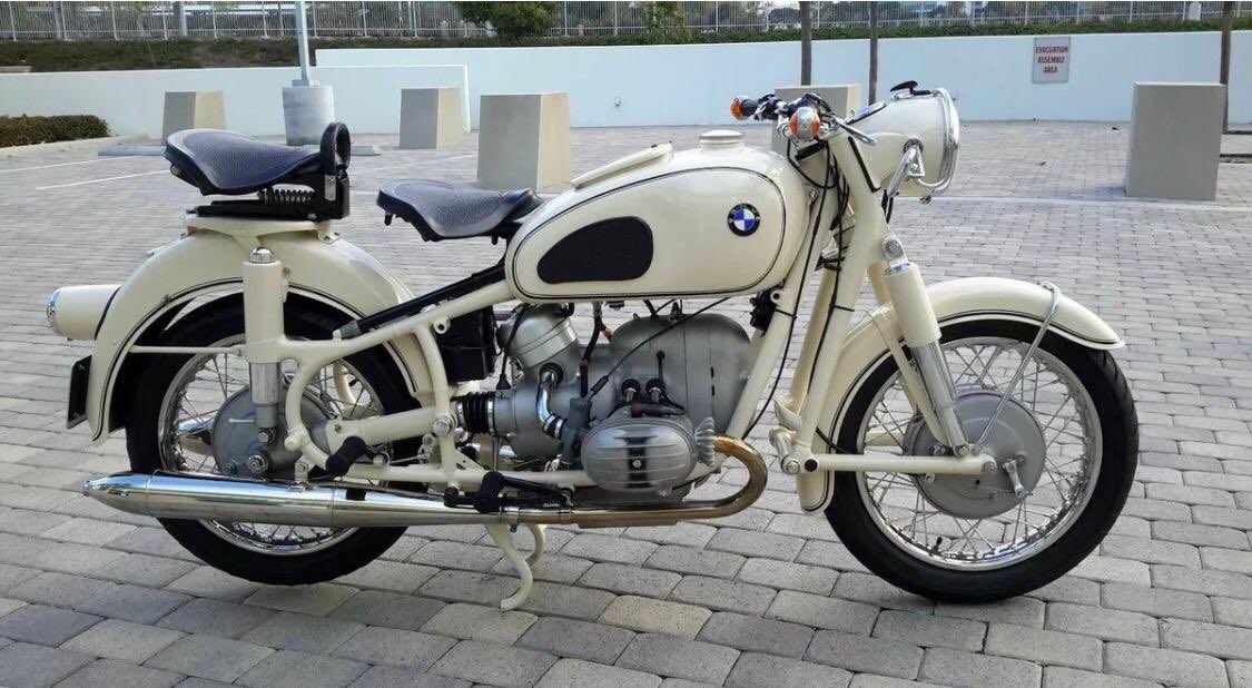 MotorbikeFactor's tweet image. It’s on its way  has to be one of the coolest BMW you will see. call For details #bmw 01943 607111 #Motorbikefactory