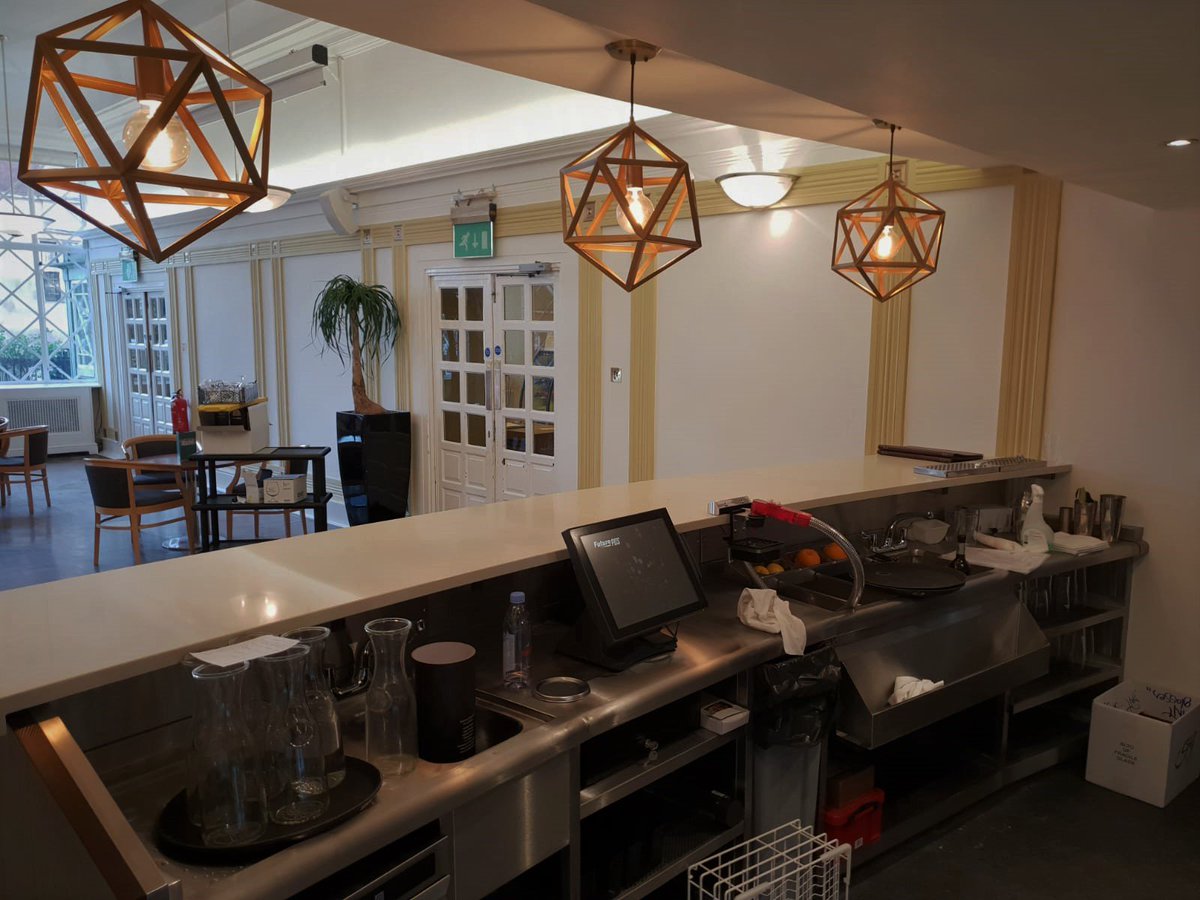 Dawnvale's tweet photo. Capital City College Group Vincent Rooms restaurant bar is looking excellent if we do say so ourselves!
#DesignAndBuild #BarDesign #BarFitOut #EducationHospitality #EducationDesign #LondonColleges #HospitalityEducation #DesignAndFit https://t.co/BOv9a6lzr5