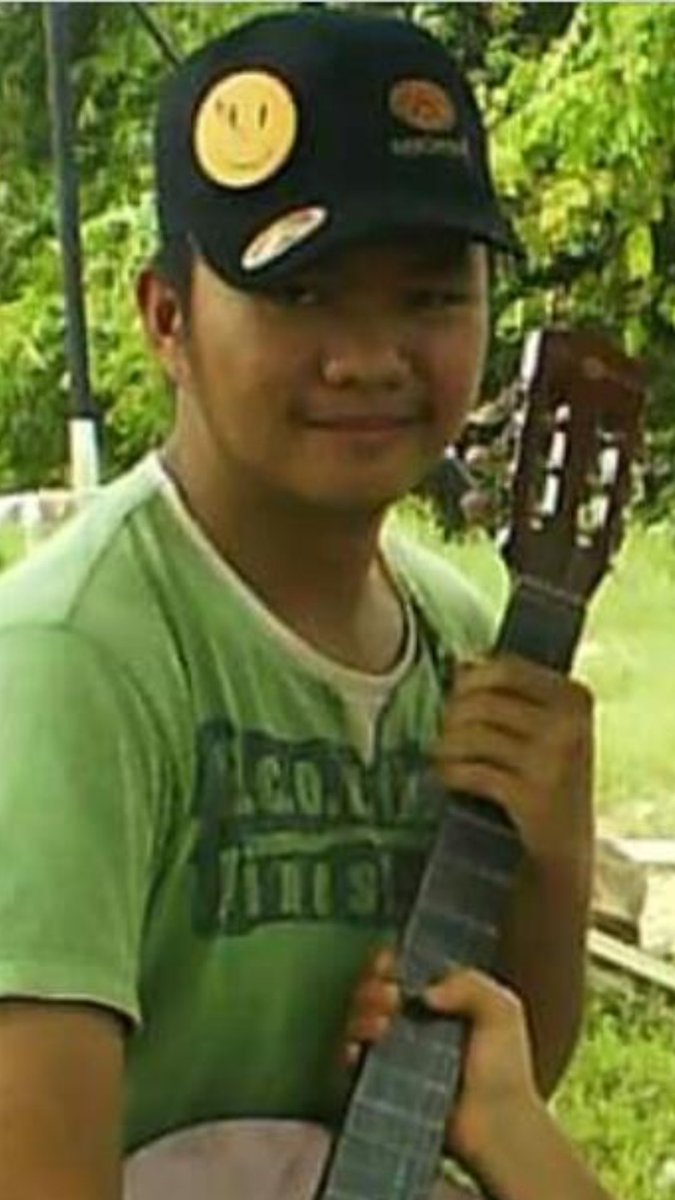 So, next time you said that I'm handsome.Remember that this is me with all my flawsAnd I'll always remember I'm not born this way. I'm still that former fat kid 