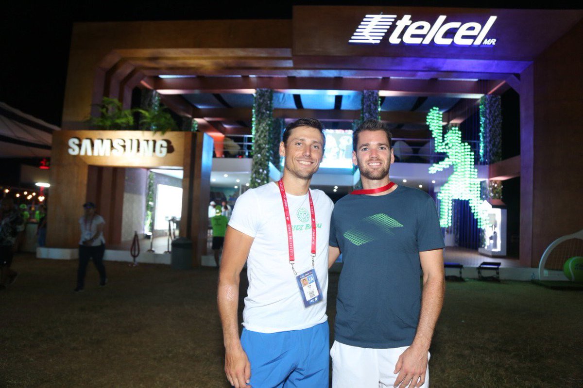 Into the 2nd Round at <a href="/AbiertoTelcel/">Abierto Mexicano de Tenis</a> 💪🏻🎾 @ATP_Tour <a href="/BidibaduLife/">Bidi Badu</a>