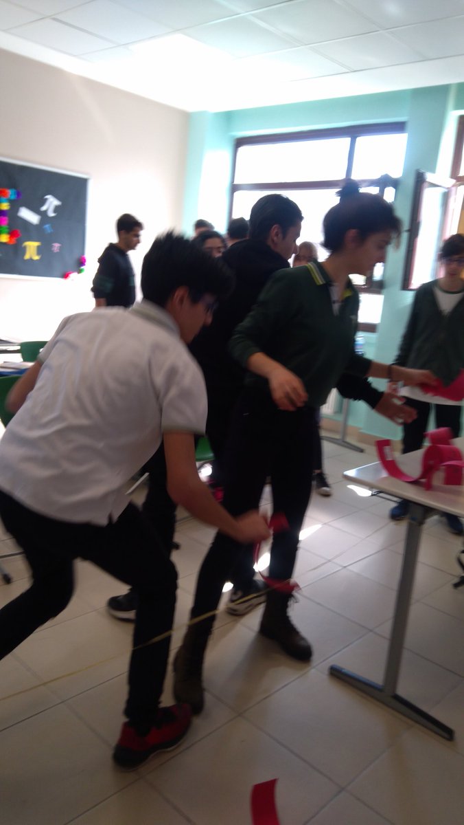 Cümleyi doğru yere koyan kazanır <a href="/UdoKywall/">Udo Kywall</a> #DogadaAlmanca <a href="/cambarscitech/">İTÜ ETA Vakfı Çukurambar Doğa Fen&Teknoloji Lisesi</a>