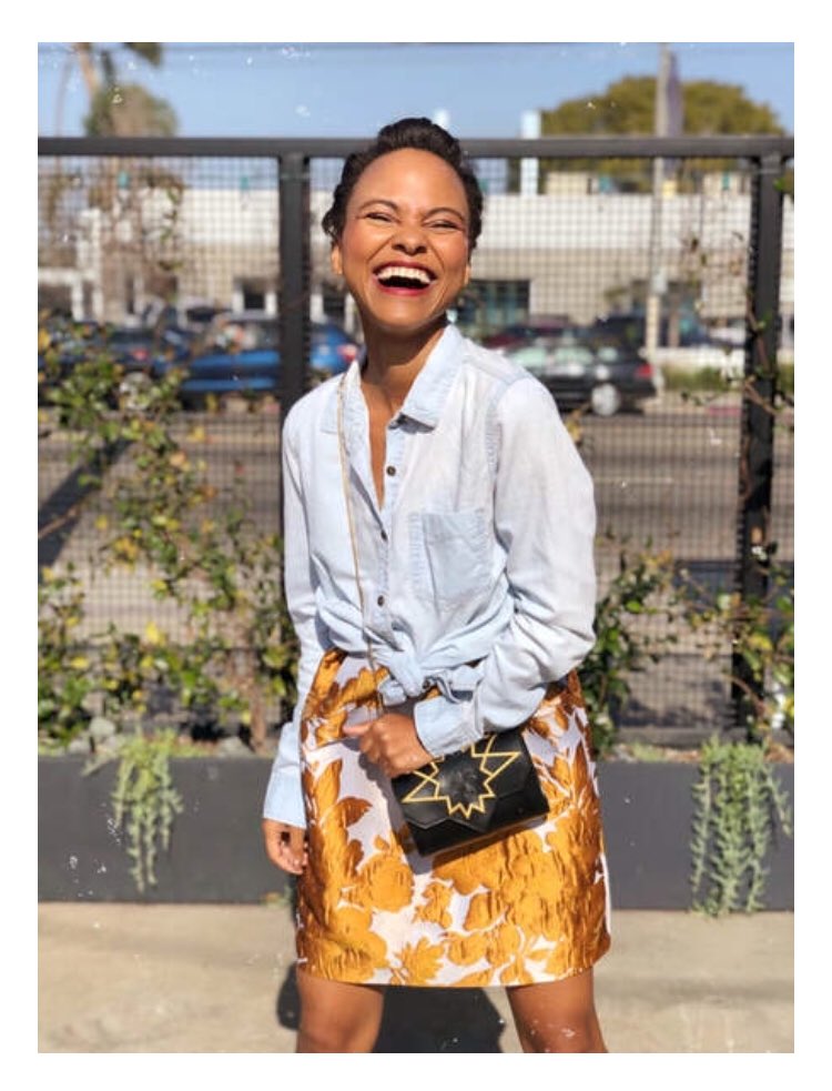 OTINGUEMA's tweet photo. What a beautiful day today ☀️ @KelliThinks selected the minaudiere Loulou as one of her favorite bag from #Wer , in Venice, #california. Thank you, thank you ���� check out her new article 💥 https://t.co/0YGawxkE5e