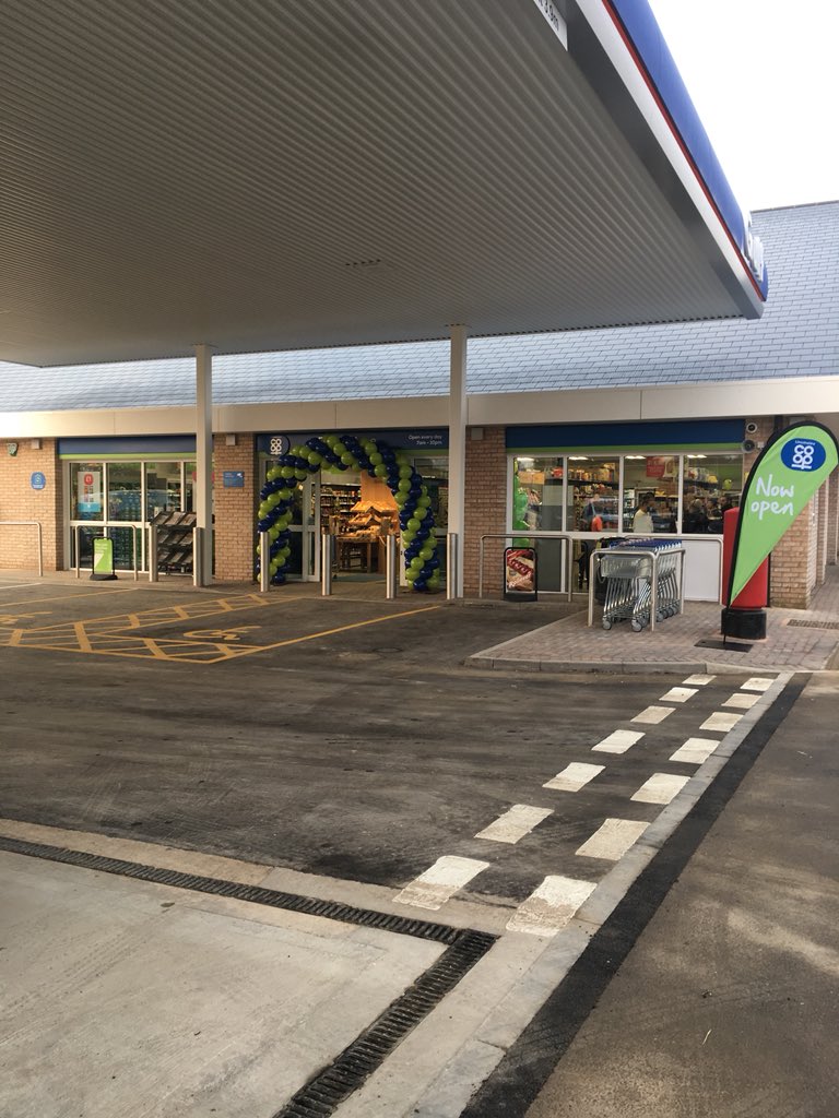 AmeshDavda's tweet photo. Lincolnshire Co-ops new Whaplode site open, great job done by the team 👍@lincscoop @CraigAddy123 https://t.co/AMPUf0b0yC