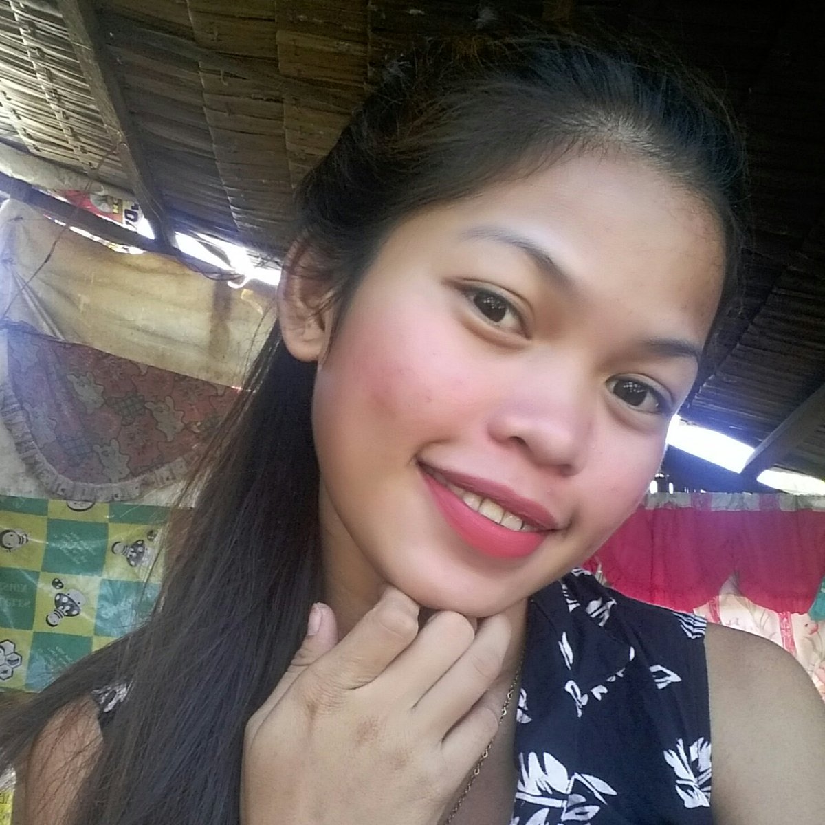 #NewProfilePic 
Gumawa ako ng tweeter dahil FANS ako ng LOINIE 😍😍💞💞