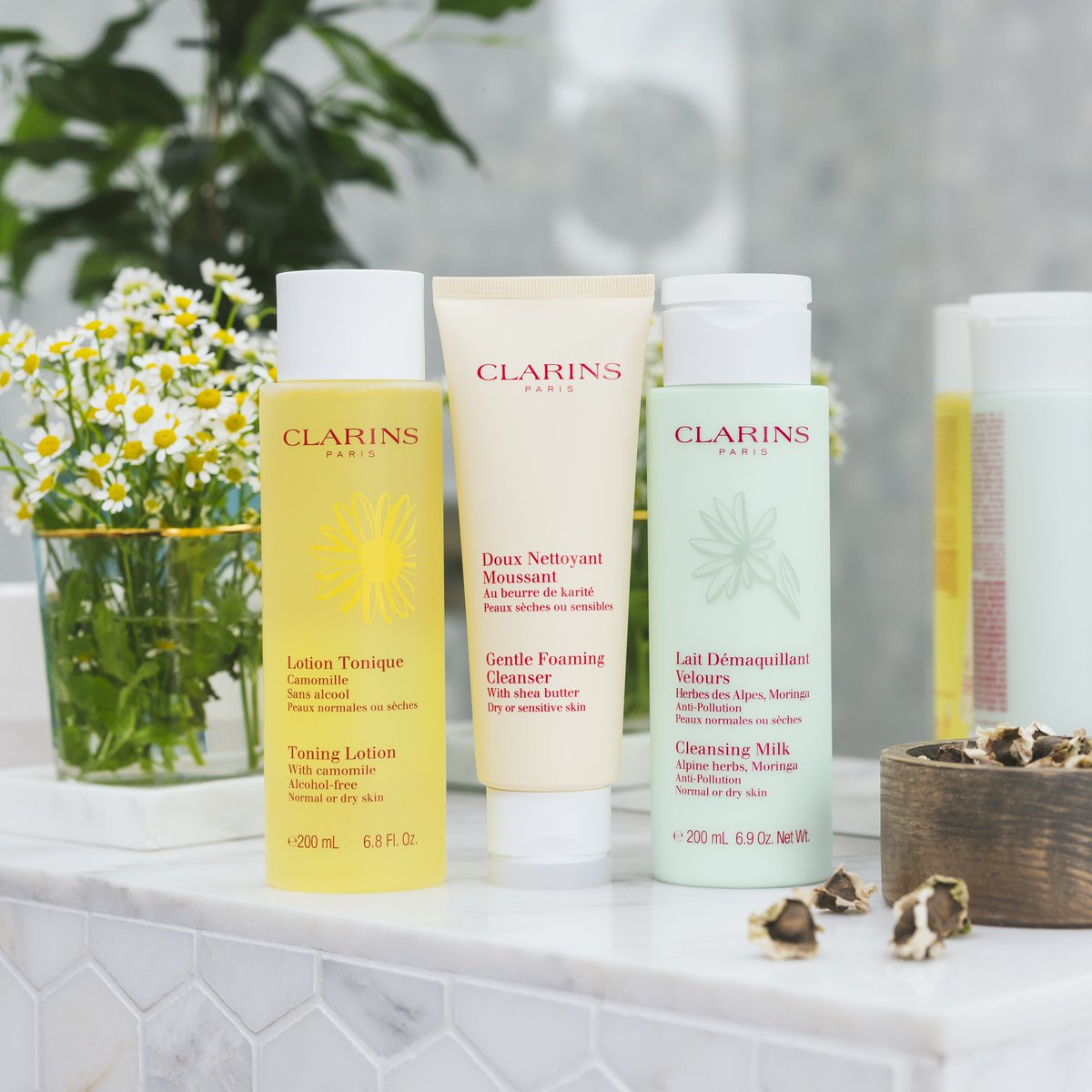 clarins_uk's tweet photo. Tell us about your cleansing routine, we're feeling inspired ✨ #TheCleanseEdit
https://t.co/ZFkIhvQkjL https://t.co/0lf6dO66jm