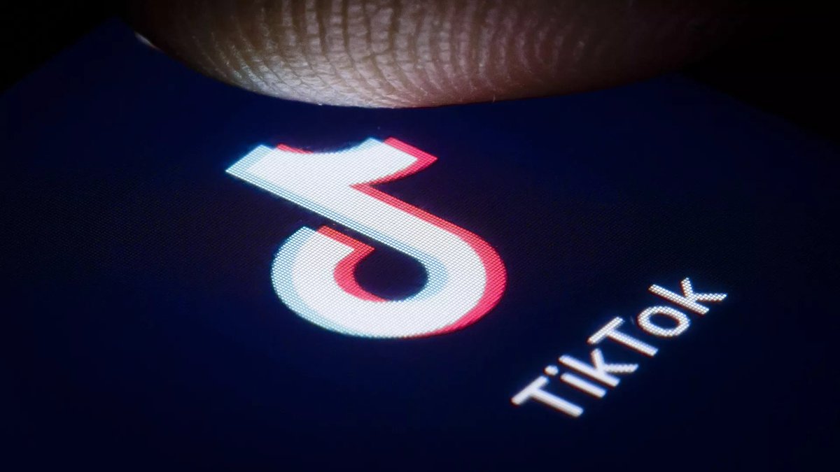 appexpertsdubai's tweet photo. TikTok is launching a series of online safety #videos in its #app. It reached 1 billion downloads &amp; today is launching a new initiative designed to help inform users about online #safety

#TikTokApp #TikTokNews #TikTokUpdates #SocialMedia #Video #Privacy #TikTok https://t.co/n1zRLbjtiU