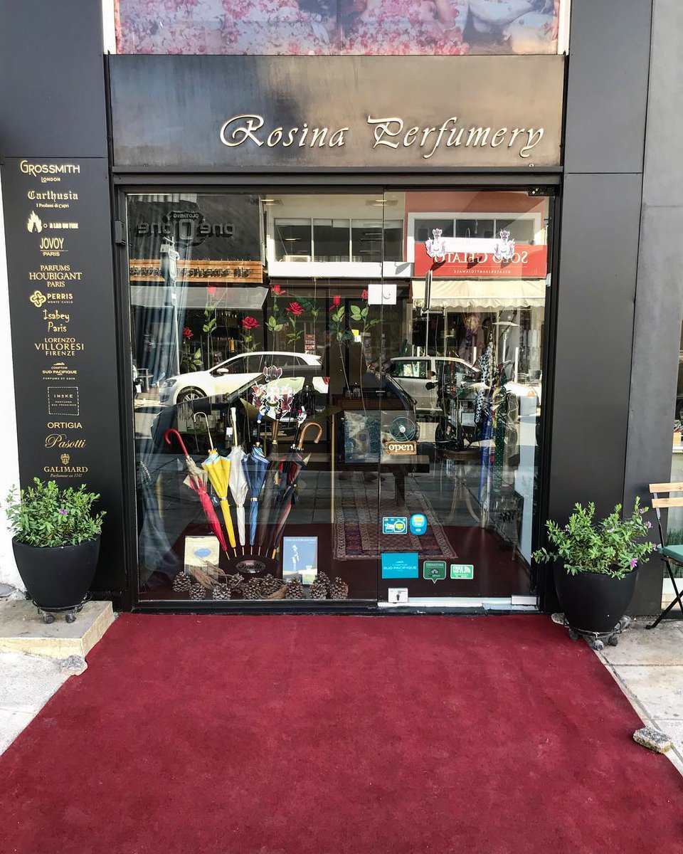 rosinaperfumery's tweet photo. Welcome #perfumeworld #perfumelovers #athensshopping #glyfadashops #rosinaperfumery #perfume #nicheperfume #nicheperfumery #giannitsopoulou6 #glyfada #athens #athensriviera #greece ❤ https://t.co/R2965ND01Q