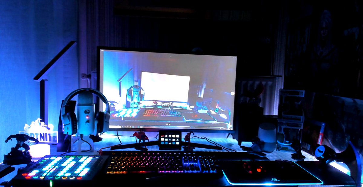 MrCreww33's tweet photo. Setup Gaming du moment ! Pour le voir, cliqué ici ---> https://t.co/lY1FvbEC7e @GamingSetupFR @VosSetup @setupgamingfr1 #setup #Fortnite @FortniteFR https://t.co/RXSBD48p5H