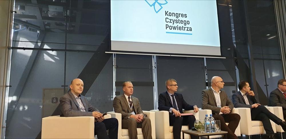 PsemBiuro's tweet photo. Nasi członkowie brali udział w tej dyskusji https://t.co/FOFHE6VHtd