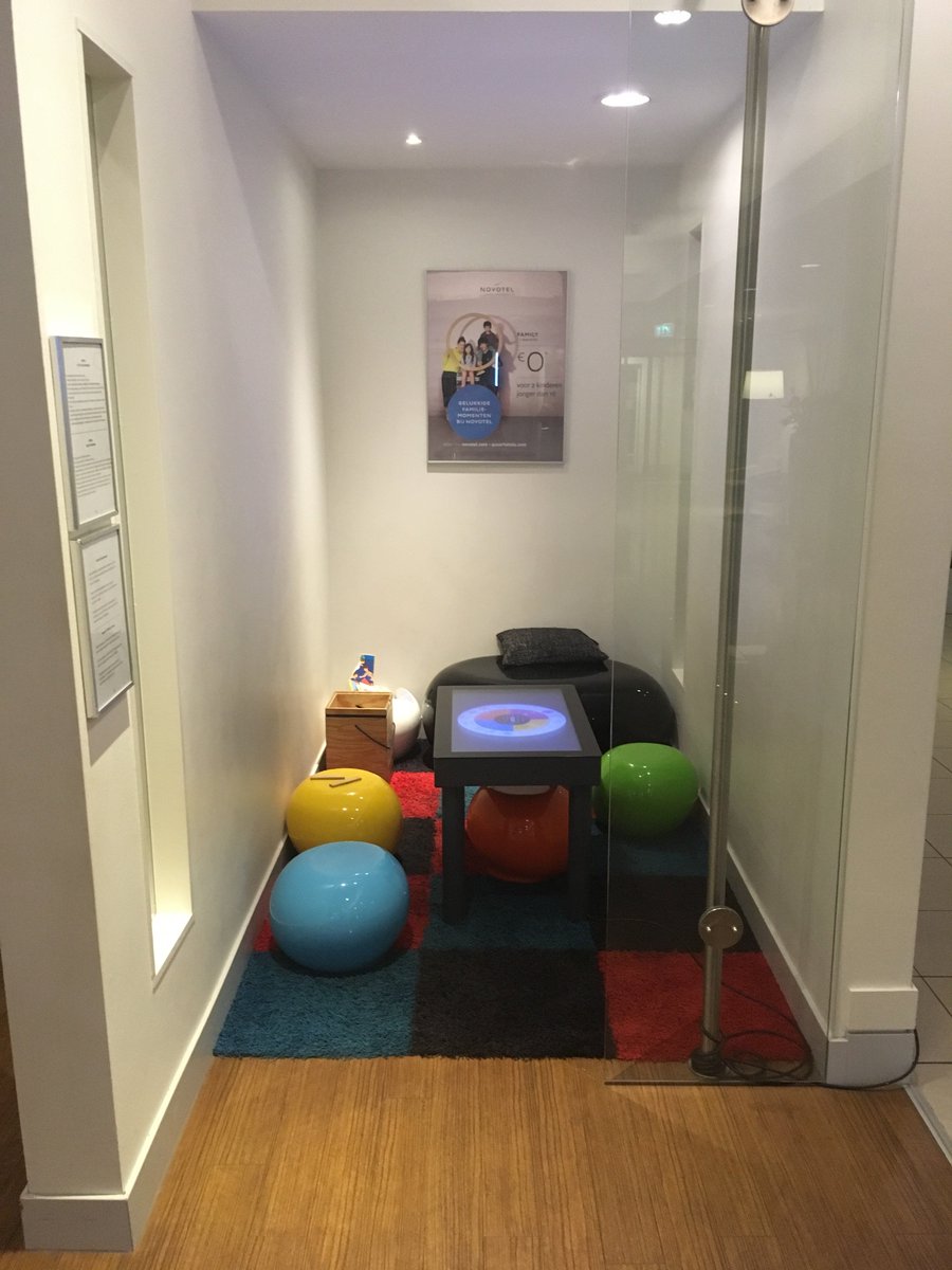 VDigitalFR's tweet photo. Installation réalisée dans un #NOVOTEL à DEN HAAG WORLD FORUM aux Pays-Bas du groupe #GrapeHospitality. Avec la mise en place d'une solution pour gérer les 216 chambres équipées avec des écrans 55 pouces. #travel #hotel https://t.co/y9K4USr4ym