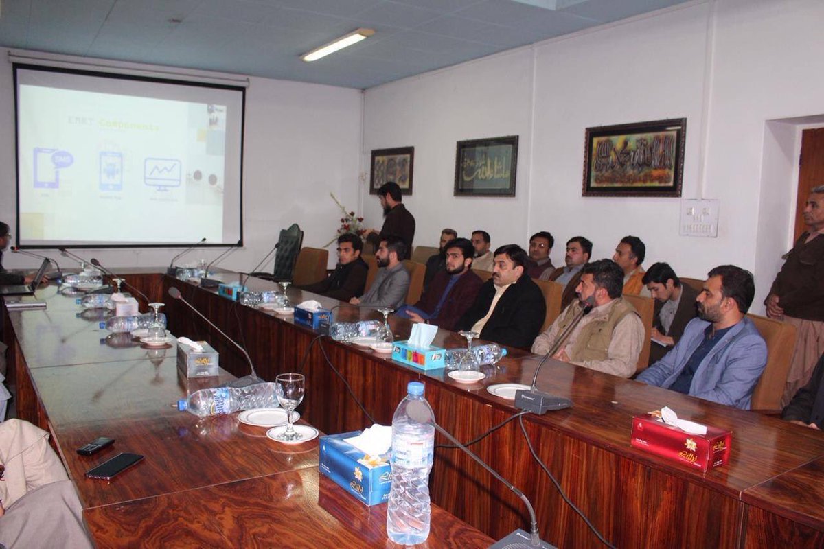 KpUpdatesoff's tweet image. پشاور بورڈ میں ایگزیمینیشن مانیٹرنگ اینڈ رپورٹنگ ٹول (ایپ) کا افتتاح

امتحانات میں نقل کی روک تھام اور متعلقہ انسپکٹر کی کارکردگی کو مانیٹر کرنے کے لیے آئی ایم یو کے طرز پر ایپ بنایا گیا جو انسپکٹر امتحانات کے دوران استعمال کریں گے اور روپورٹس بزریعہ ایپ متعلقہ بورڈز کو بھیجیں گے