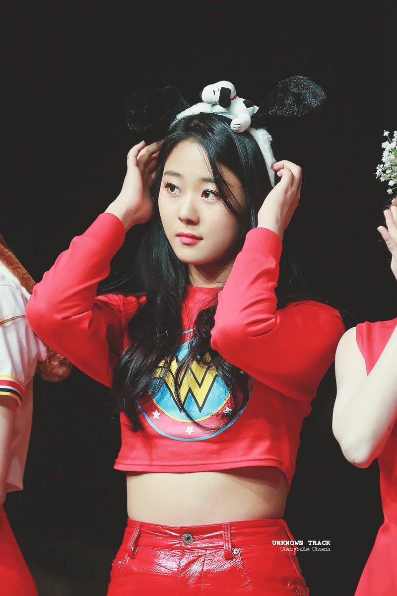 UnknownTrack313's tweet photo. 190223 팬사인회
#체리블렛 #CherryBullet #채린 https://t.co/AsJ4sElmS0