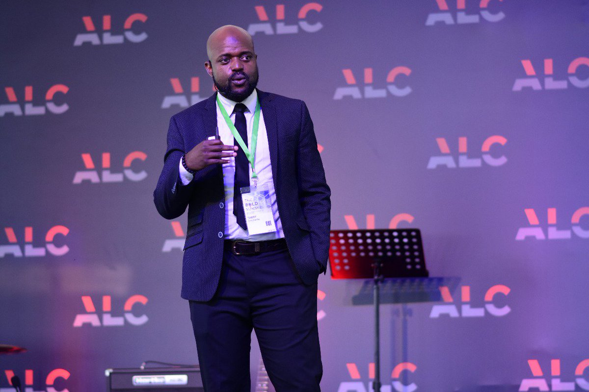 alueducation's tweet photo. “At some point in my career I realised that I was teaching my students the exact same way I was taught when I was a student, and I knew this had to change”, Tabot Arreytambe, Computer Science Faculty at ALU #BOLDSummit2019 #BeBOLD #ALUisBOLD #InnovativeLearning https://t.co/lNGcNRBRnK