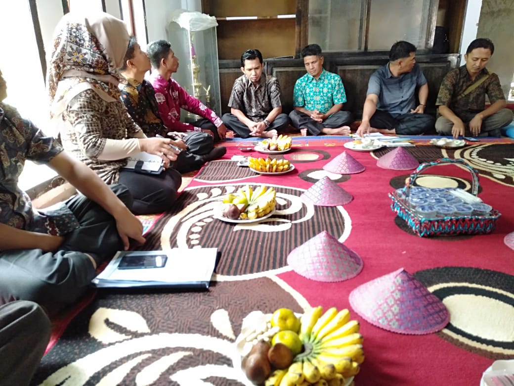 ElmisarSt's tweet photo. Kegiatan pembinaan dan lomba desa tahun 2019 kecamatan hamparan rawang desa tanjung muda dan desa tanjung 
#bhaktipendampingdesa 
@TPPI_JAMBI 
@tppisungaipenuh https://t.co/fVRFgSdXvq