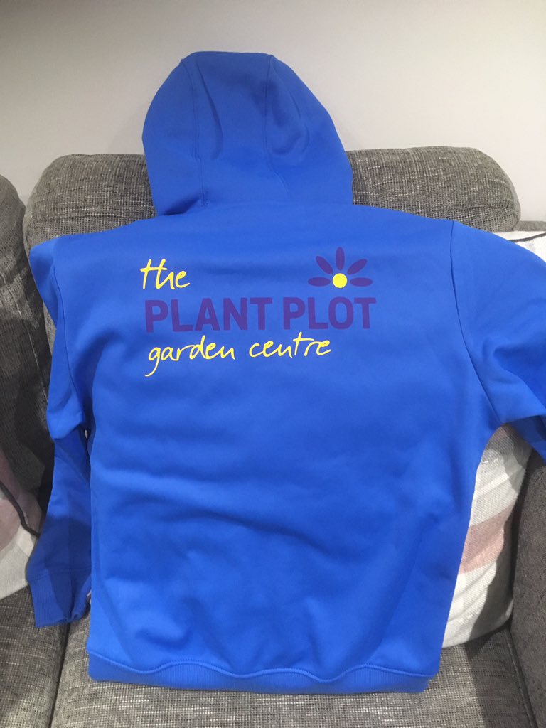 gazdownie's tweet photo. Ready to roll these beauties out very soon 🔵⚪️🔥✅ for all our @lcfcwildcats U10s girls ⚽️ nice work yet again @gbkits supplying quality clothing and equipment for all teams @lichfieldcityfc 👌🏼🔵⚪️⚽️👏🏼 #ThePlantPlot #Lichfield https://t.co/X0rHq8wjqY