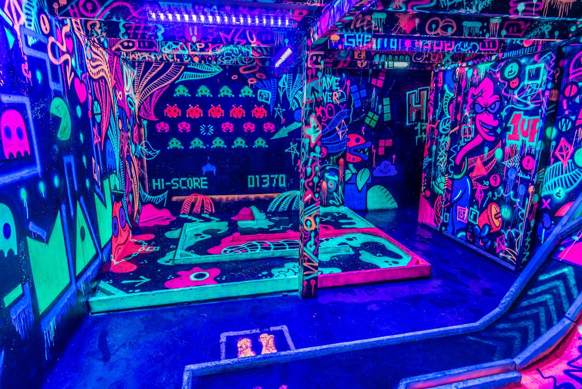 Golfing this weekend at @Ghettogolf_?  We're open Fridays and Saturdays with plenty of cocktails, live music and more to keep you drinking and dancing 🙌 🍹 have you been to Birdies yet? #livemusic #liverpool #whatsonliverpool