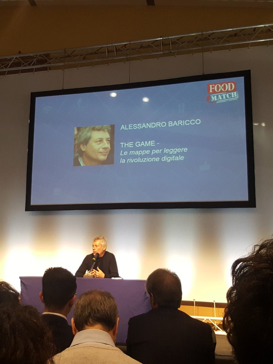 Oikosmos_'s tweet image. La #digitalizzazione non è un processo del tutto nuovo. È infatti a partire dagli anni '70 che il mondo ha iniziato a cambiare grazie a due sole idee:
- Digitalizzare il mondo
- Mettere un computer in ogni scrivania.

@bariccoale, autore di The Game
 #Maps4Business #foodmatch