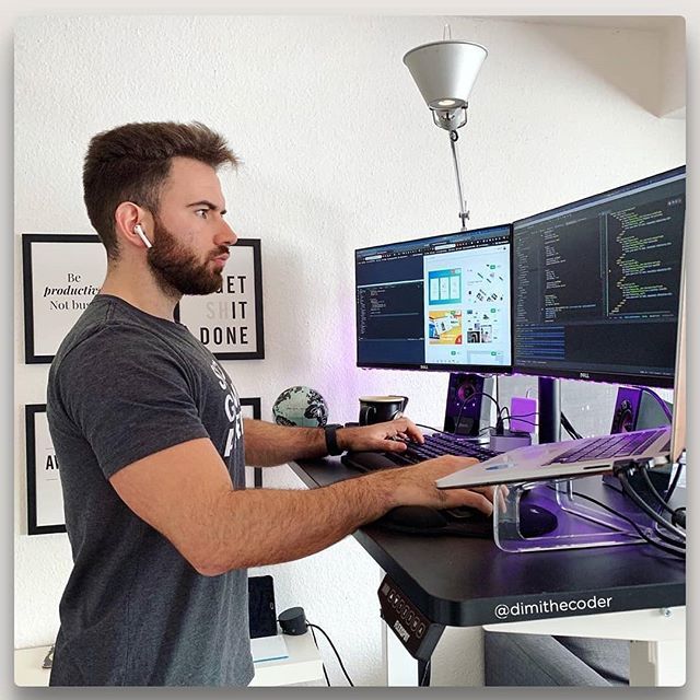 compsci_stuff's tweet image. 👍👍 pic by @dimithecoder
.
.
.
.
.
#code #productivity #dev #minimal #workspace #creativity #coder #ui #css #buildtheweb #coding #creative #jquery #developer #fullstackdeveloper #desktop #geek #vscode #uidesigner #webdesigner #programmer #devlife #wor… ift.tt/2BWqYCp