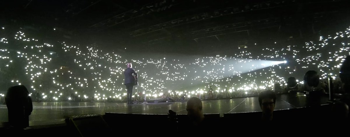 QUESTA È MAGIA GIULIANO....
#NegramaroIndoor2019 #negramaro <a href="/Negramaro/">negramaro</a>