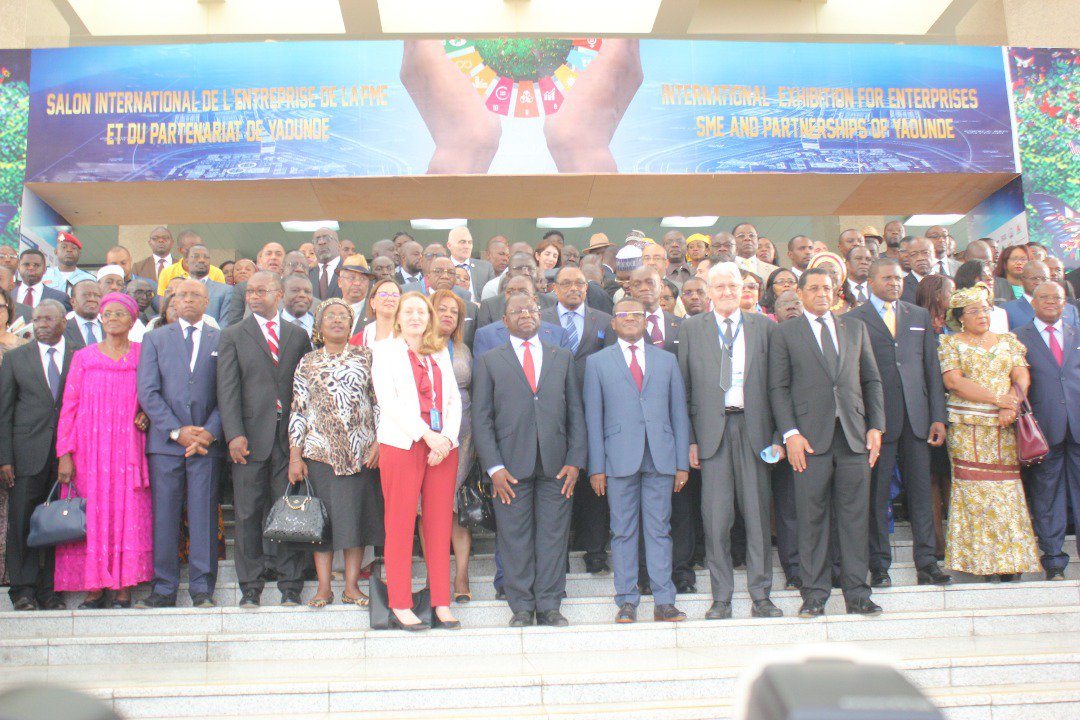 Salon Promote tweet media