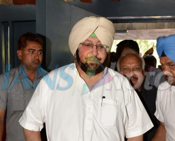 ians_india's tweet photo. #Punjab CM #AmarinderSingh on Feb 28 laid foundation stone of a degree college for girls at #BootaMandi in #Jalandhar and announced that his govt would accomplish the target of establishing 50 colleges in the next three years. https://t.co/sIxa4Jktlj