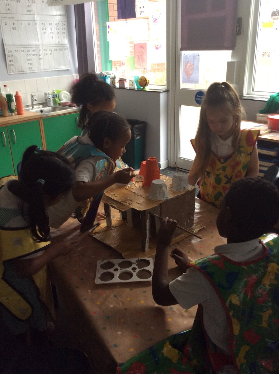 stvincentsbham's tweet photo. Now back at school, year 1 are making a Hindu temple; researching Diwali using @Microsoft surface gos and books and designing their own Diwali lamps. #surfacego #idependentlearning #linkedprovision https://t.co/xz4jUykKzC