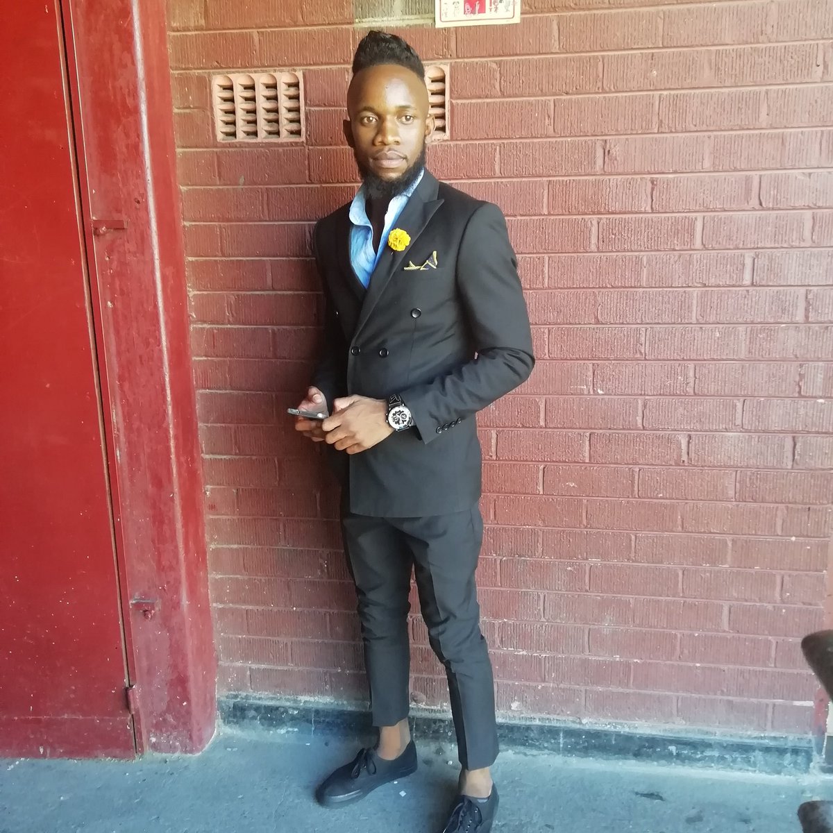 TimotoneSA's tweet photo. #NewProfilePic https://t.co/JHeLTjnTKn