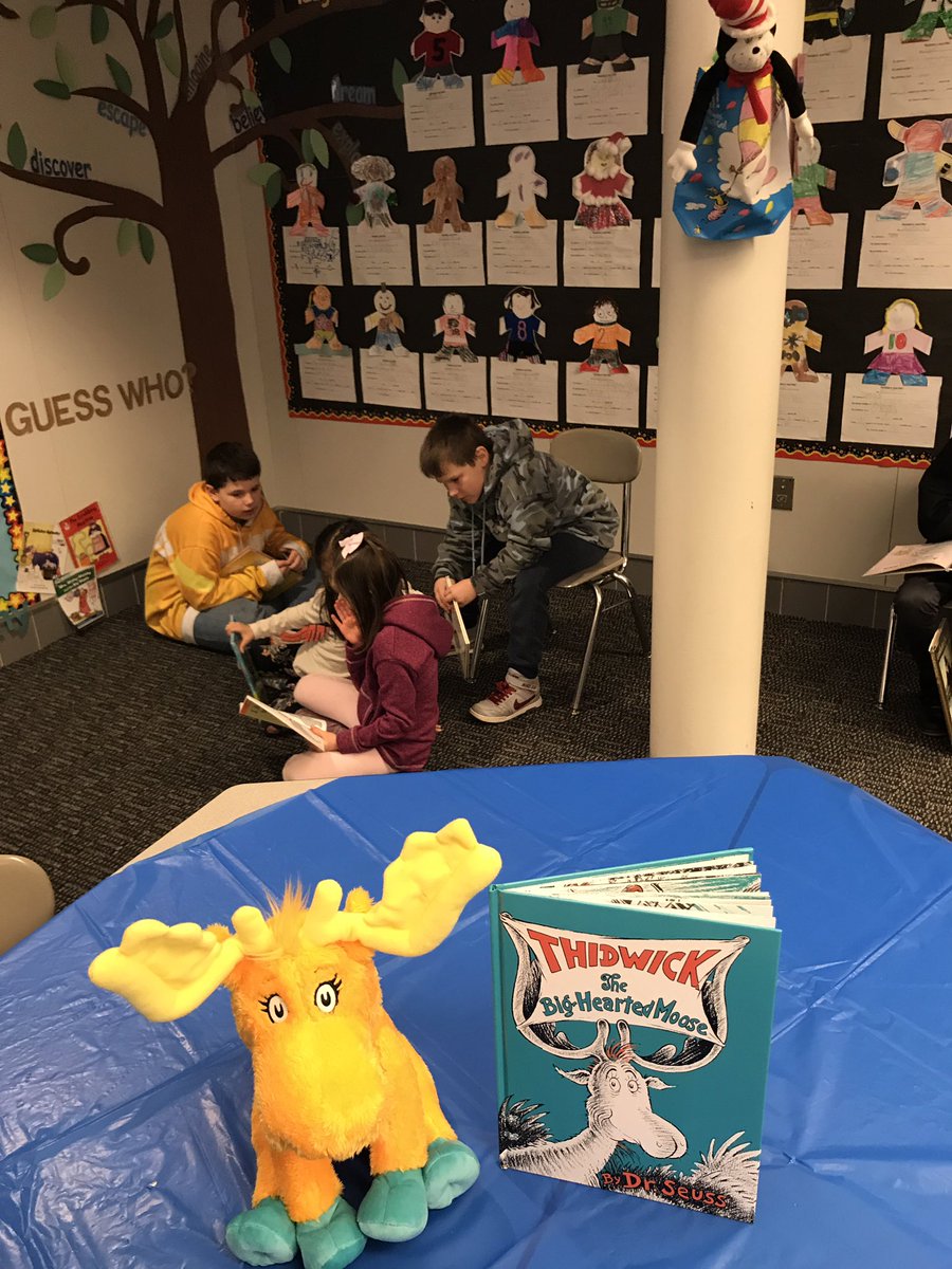mrs_porco's tweet photo. What a wonderful way to Celebrate Read Across America with our Buddy Class. @GGuengerich Thank you @amooreM104 and Mrs. Edgar for setting this up for our school. @SASD_Vernfield https://t.co/rwMFAJRCdR