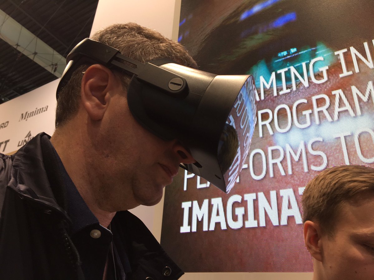 UllaHiekkanen's tweet image. Still busy at #FinlandPavillion #MWC19
Only 50 minutes until closure, be quick if you wish to test the new @varjodotcom #VRdevice #FutureWithFinland #Finlandworks