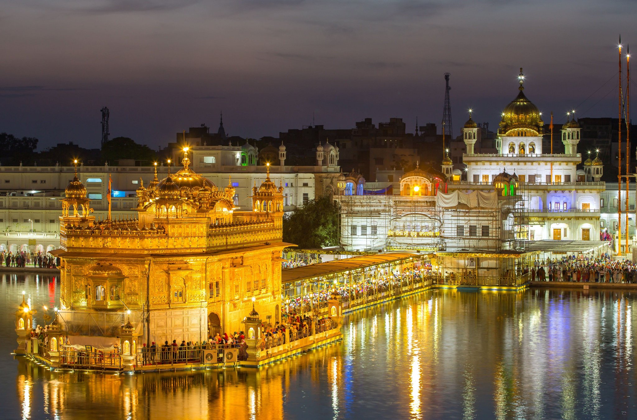 公式 旅らびcom 世界の絶景まとめ ハリマンディル サーヒブ の詳細情報 国 インド 都市 アムリトサル 都市からのアクセス デリーから飛行機で約1時間 入場料 無料 遺産詳細 シク教の総本山ハリマンディル サーヒブはその神々しく 公式 旅らびcom 世界の絶景まとめ ハリマンディル サーヒブ の詳細情報 国 インド 都市 アムリトサル 都市からのアクセス デリーから飛行機で約1時間 入場料 無料 遺産詳細 シク教の総本山ハリマンディル サーヒブはその神々しく