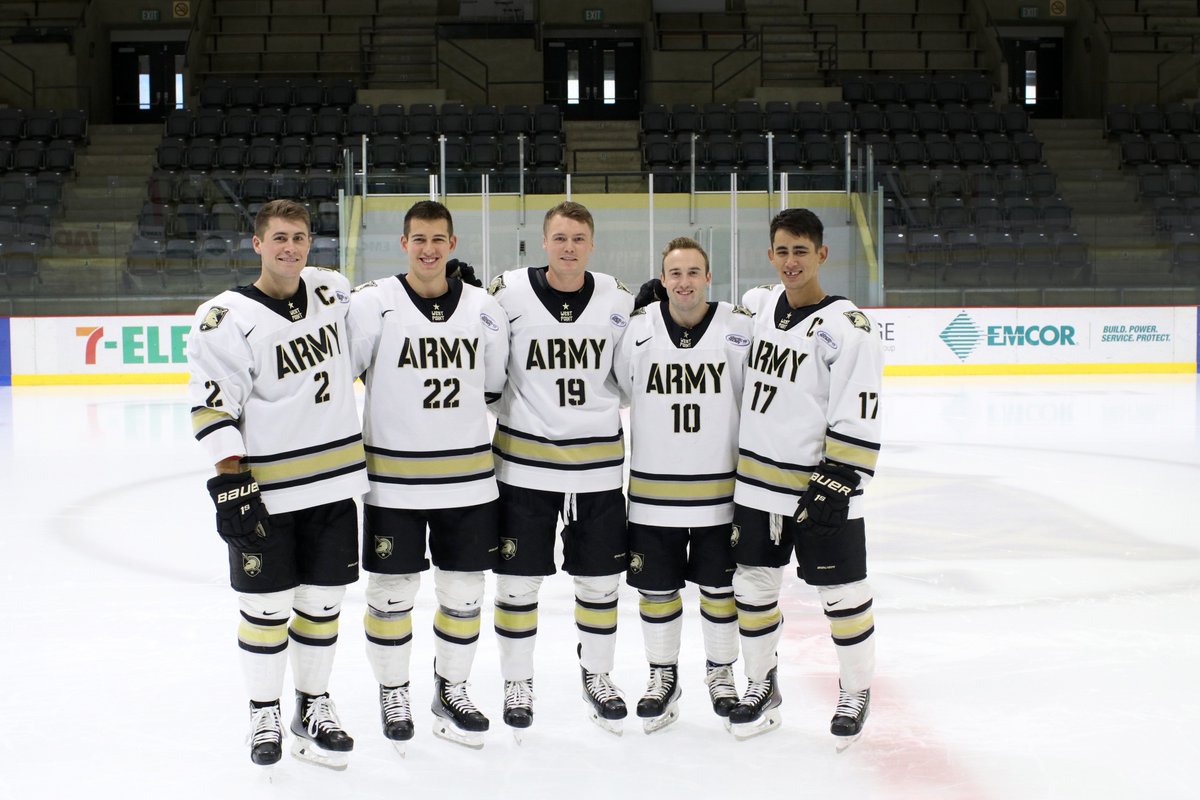ArmyWP_Hockey's tweet photo. Join us this weekend as we honor these five seniors and their families. 

#GoArmy #AHF #HockeyKnight https://t.co/ts9mMOVNPK