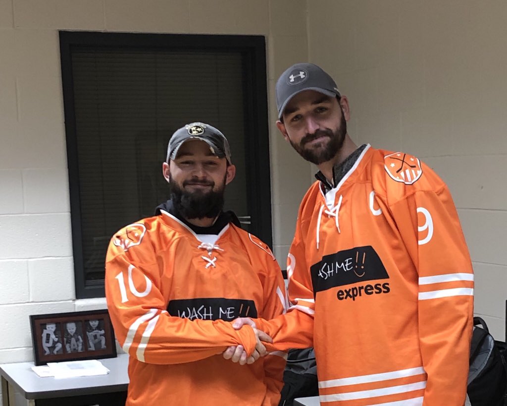 WashMeExpressHC's tweet photo. A deal well struck. https://t.co/YBVTNdMkmb