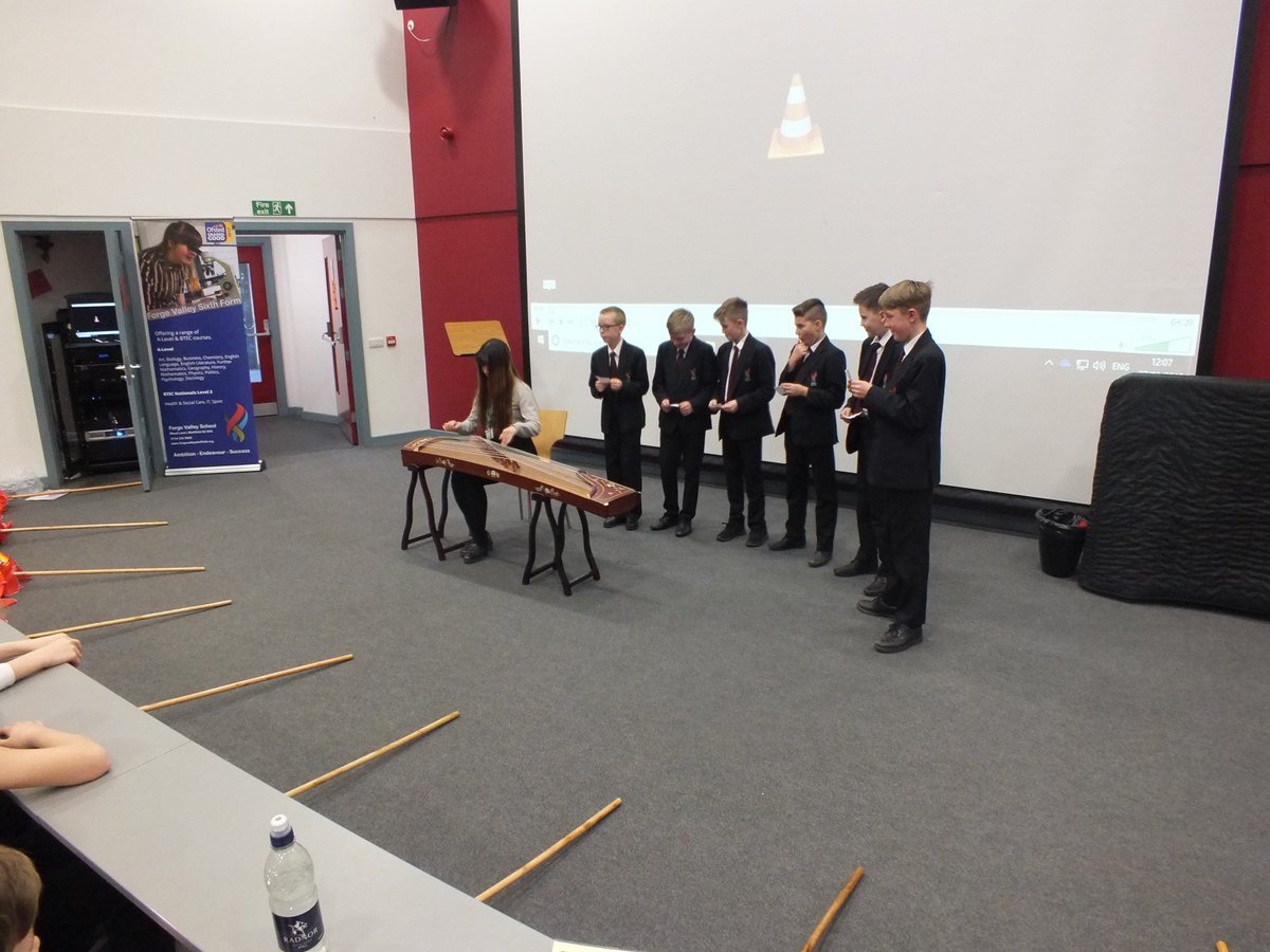 TaptonYli's tweet photo. Y7 Students at Forge Valley School in Sheffield had a fantastic morning yesterday, taking part in activities with teachers from the Confucius Institute in Sheffield, funded by the SWIRE Mandarin Chinese Language Foundation through Tapton School. https://t.co/i7fSie6ajo