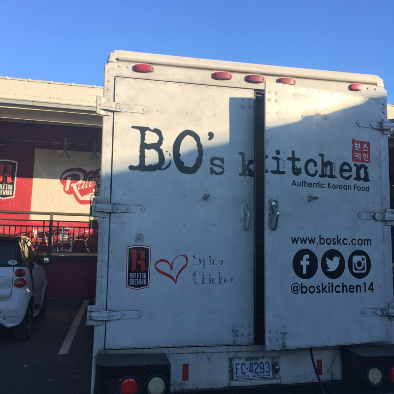 RaleighBrewing's tweet photo. Can't wait to see what is coming out the kitchen tonight! Bo's Kitchen will be here at RBC from 6-9 pm! Cool off that spicy kitchen with a First Squeeze - American Wheat Ale in the taproom! #BosKitchen https://t.co/bX0M2qUViq