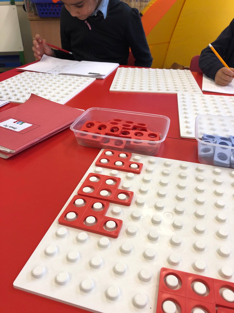 Stjosephpri's tweet image. P2 are enjoying working with a partner using the @Numicon  to work out the 5 Xtable  2 Xtable #timestable  #fun  #maths #numicon