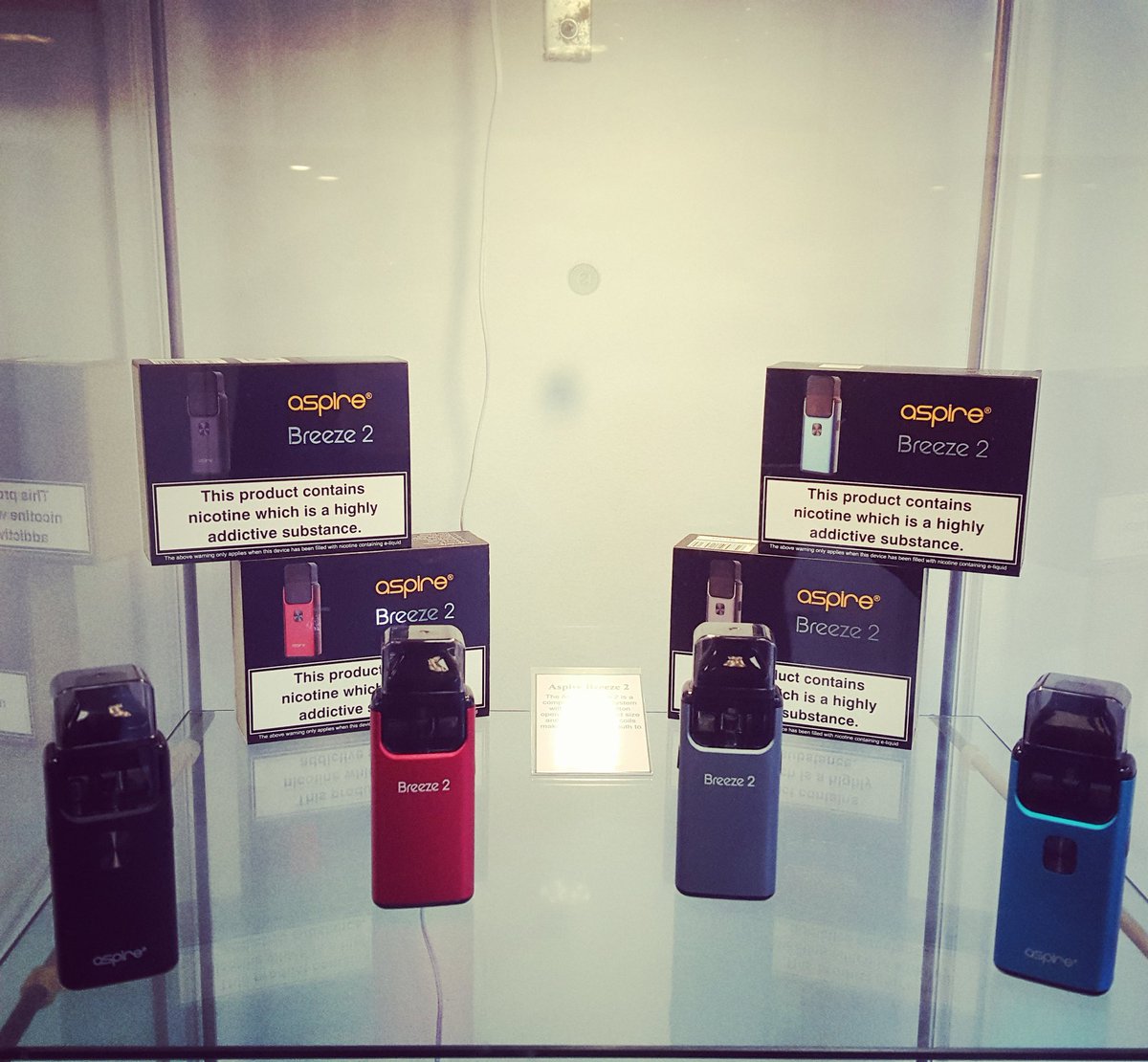 VapourDreams's tweet photo. New in stock #aspire #breeze2 😊 perfect for #beginnervapers #aspirebreeze2 

https://t.co/Gqoz8rHLui

#vapourdreams #vape #vapelife #eliquid #cloudjuice #vapefam #vapenation #vapecommunity https://t.co/T7GwiFZKyQ