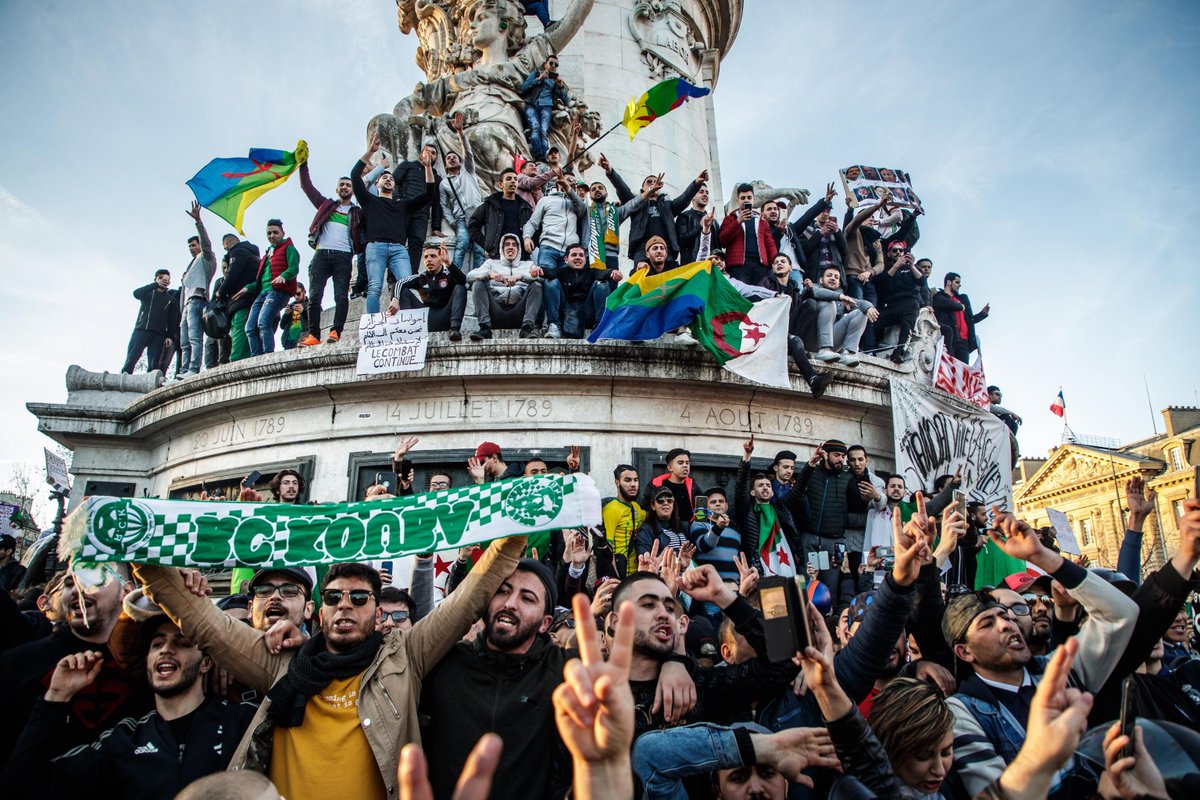 Radio3tweet's tweet photo. Anche l’Italia dovrebbe preoccuparsi di quanto succede in Algeria: secondo i dati dell’#EconomicComplexityIndex, infatti, l’esportazione di gas algerino vale 15,6 miliardi di dollari l’anno, e quella di Greggio 12,8 miliardi @radio3mondo @MarinaLalovic https://t.co/h2NlLZy3kw