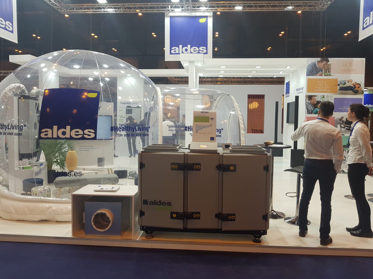 Aldes_Spain's tweet photo. Ya ha arrancado la tercera jornada de la @Feria_CR,  continuamos recibiendo a todos los asistentes interesados en conocer la experiencia #HealthyLiving, si aún no te has pasado, ¡Te esperamos!
Pabellón 6- Stand 6C22

#FeriaCR2019 #PurificacionDeAire #CalidadDelAire https://t.co/G43tWqv2hu
