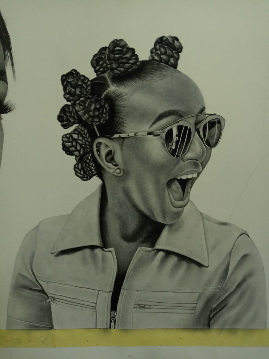 lexbrown69's tweet photo. Twitter people no dey joke oooo๐๐๐... @cuppymusic see the insult I got for drawing you. So because I voted for @MBuhari
I cannot ask for @cuppymusic
Endorsement again? Lol
#nextlevelbegging #NextLevelConfirmed #NextlevelNigeria
#ThursdayThoughts #ThursdayMotivation https://t.co/S9AWU72YDz