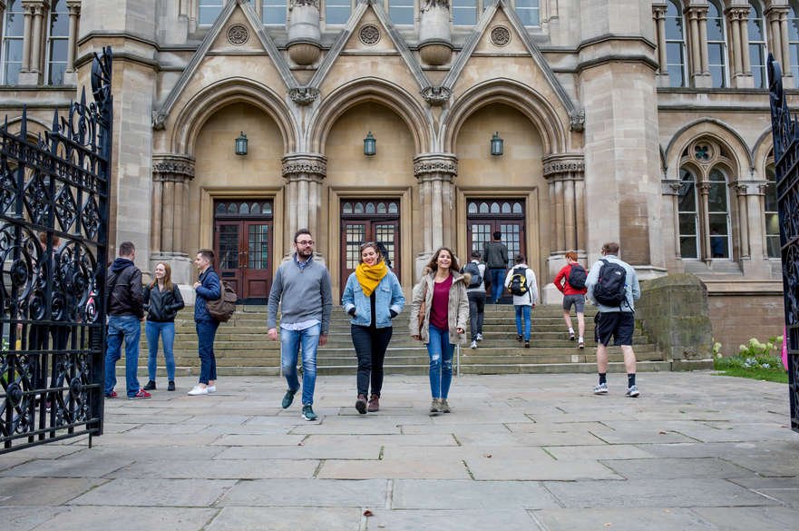 We are proud to announce that NTU has been selected to co-lead a national centre to research and develop best practices for universities on how to improve social mobility. Find out more: ntu.ac.uk/about-us/news/…