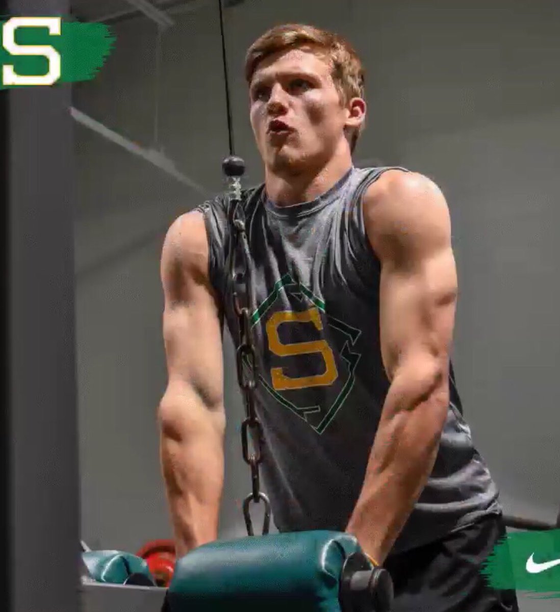 Carsonshaw2022's tweet photo. Good luck to @Beef_Shaw and the rest of the @SummervilleBase at the @IPClassic this weekend. Everyone beware, THE WAVE IS COMING!!!! https://t.co/FVj1cMYEil