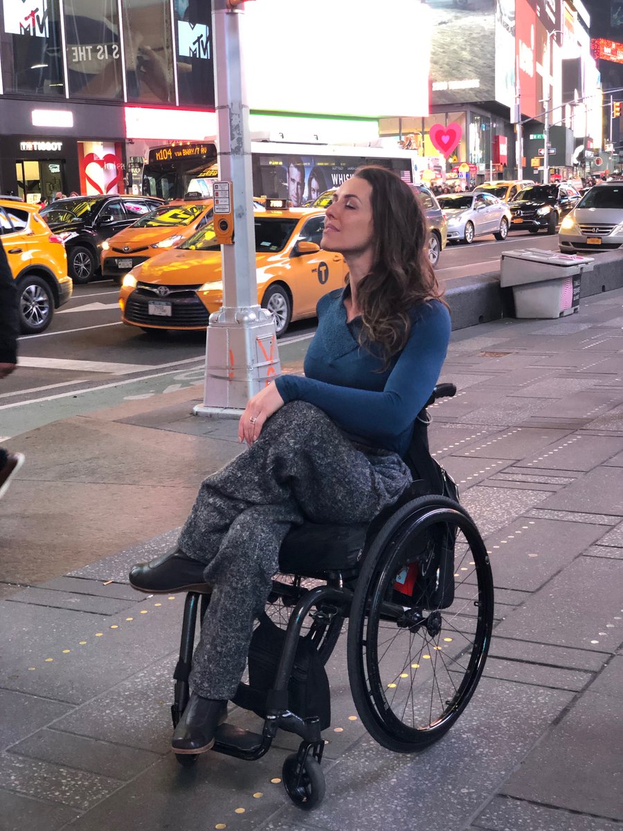 Samanta  Bullock tweet media