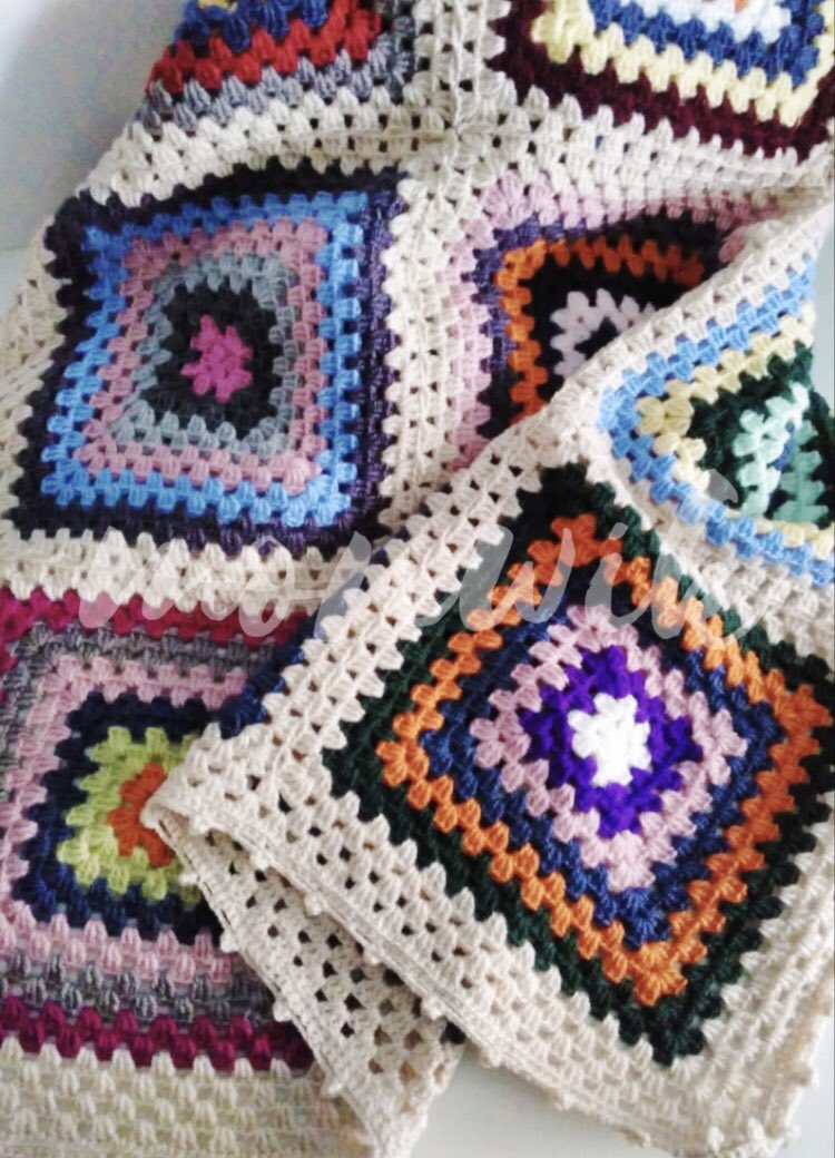 monwikstore's tweet photo. N O V E D A D ‼️
https://t.co/gwb0eYjtoe ~Nuevo diseño de ntras. #Mantas monwikianas👏🏼 De #Crochet y #HechasAMano. Elige tu modelo favorito y dale un toque #Diferente a tu hogar😉♥️#Monwik #MonwikStore #Decoración #TejidoAMano #ATuGusto #Único #Original #Regalo #Frío #Casa #Home https://t.co/SAX2Vt1bPe