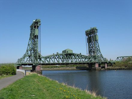 ICELibrary's tweet photo. The Newport Lift Bridge on the River Tees opened #onthisday 1934, It was the first large vertical lift bridge in the UK and then the heaviest of its kind in the world. https://t.co/AEG0qfrbAY   https://t.co/PZQShxUWKx  #ICEBridgeMonth https://t.co/05yLNM3Hpq