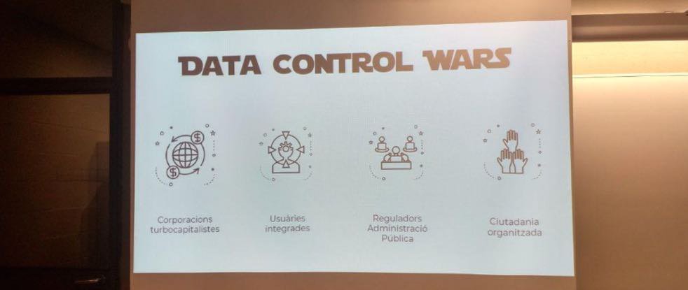 Tecnopolitica_'s tweet photo. Ayer se fogueó #DataControlWars una exploración colaborativa de los conflictos de la sociedades digitales. Este martes 5 de marzo, en @EscolaMassana, probamos un formato ampliado, más especulativo y perfomático. El futuro de los datos, en juego. Registro ⚔️https://t.co/tr9du5GURI https://t.co/soNEYVJzqd