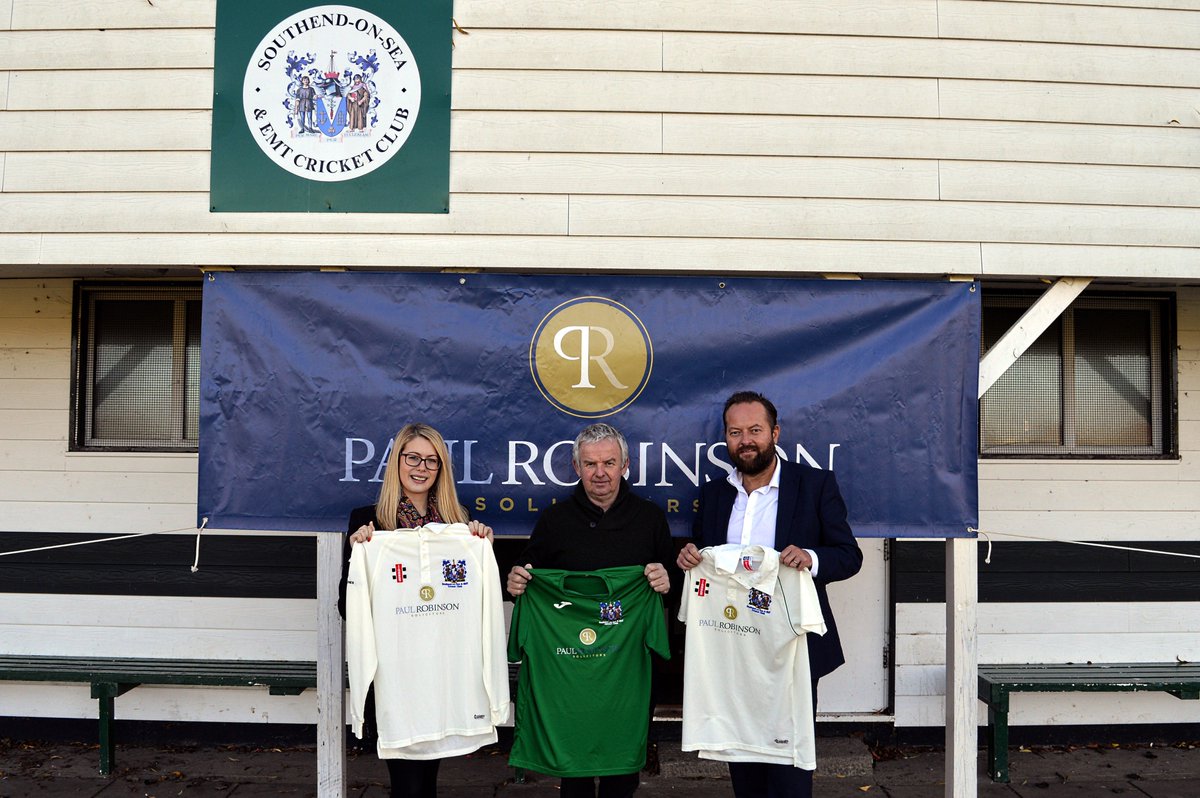 PRSolicitors's tweet image. Do you know some of the things Paul Robinson Solicitors does out in community? Find out more from our website. #WestHam @SUFCRootsHall @BTFC @BillericayCC @sosemtcc @SouthendSaxons @BasildonRFC #Schools #Sixthforms #Univerisities  #Community paulrobinson.co.uk/community.php