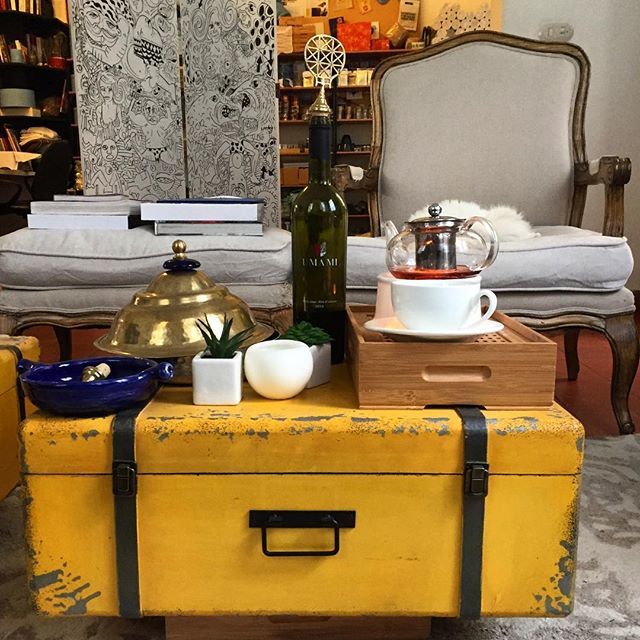 Yervant_Sh's tweet photo. 〰️ oh where are we now ? 〰️ .
.
. .
.
.
#doyoutravel #thirsty #instatea #drinkporn #beachesnresorts #lovetea #passportbyforbes #culturetrip #drinkpretty #luxurylifestyle #welivetoexplore #lonelyplanet #theglobewanderer #boutiquehotels #travelstoke #beaut… https://t.co/zNgoJuP9PE https://t.co/09FjN5s8Eg